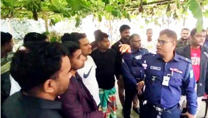 সিংগাইরে গণধোলাইয়ের শিকার হয়ে দুই গরু চোর নিহত